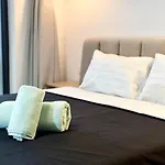 公寓 Azure Coast Horizon - Free Parking