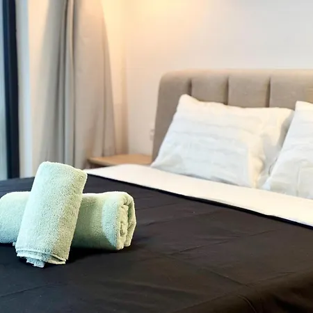 דירה Azure Coast Horizon - Free Parking