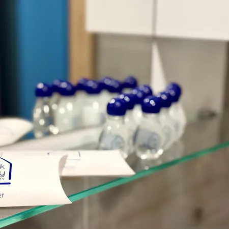 Azure Coast Horizon - Free Parking דירה