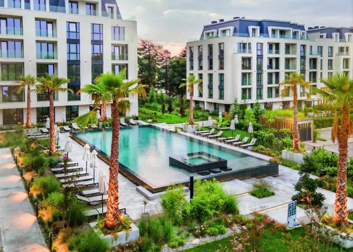 Azure Coast Horizon - Free Parking Apartment Saints Constantine and Helena