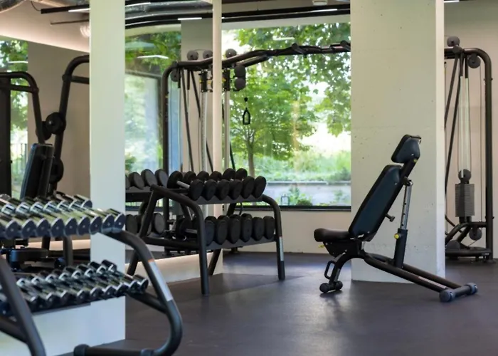 Azure Coast Horizon - Free Parking Apartment