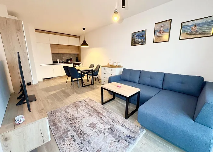 Azure Coast Horizon - Free Parking Апартамент